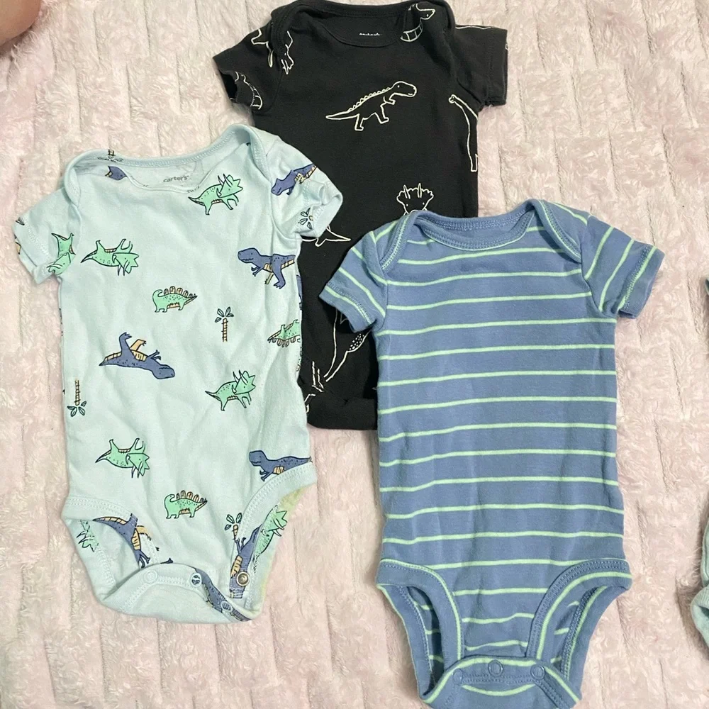 Carter’s onesie bundle